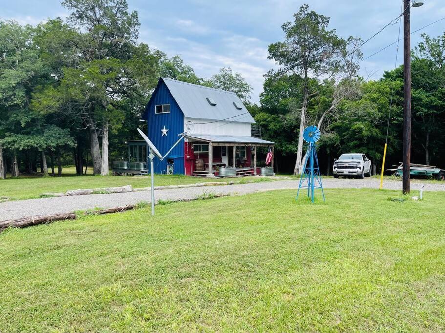 Вілла Bastrop Tiny Disc Golf Retreat Екстер'єр фото