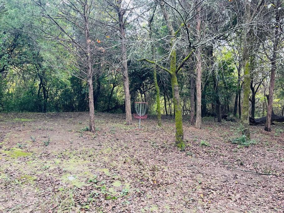 Вілла Bastrop Tiny Disc Golf Retreat Екстер'єр фото