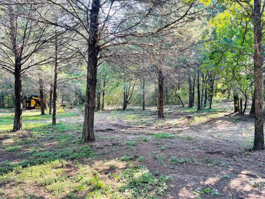 Вілла Bastrop Tiny Disc Golf Retreat Екстер'єр фото